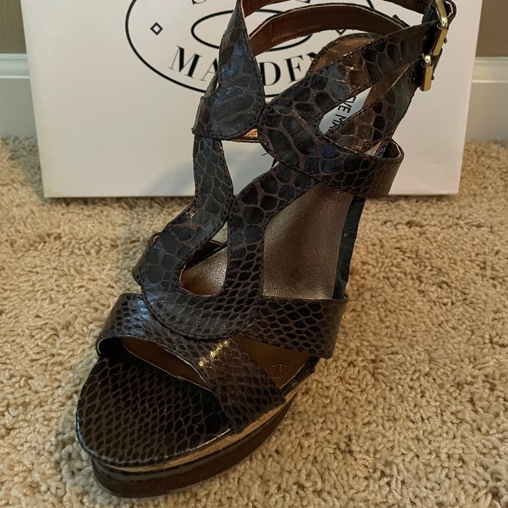 Steve Madden Wedges